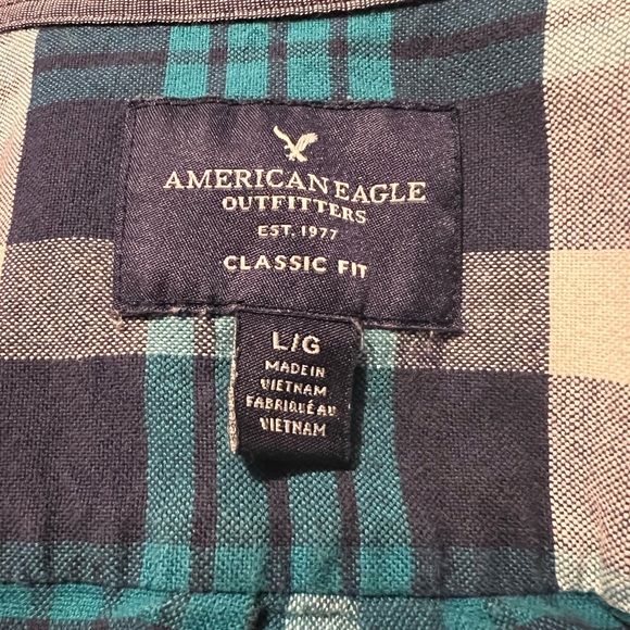 AE Plaid flannel - Picture 3 of 3